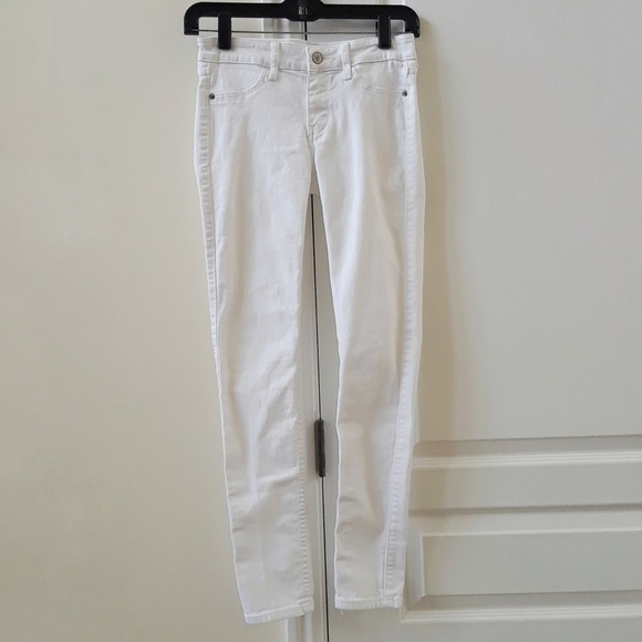 Abercrombie & Fitch White Skinny Jeans - Picture 2 of 4